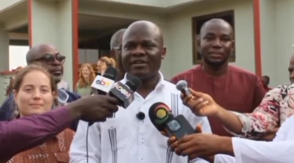 Local Government Minister urges MMDAs to prioritise accountability to enhance development